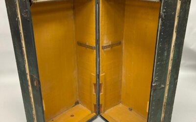 DUSTY LOUIS VUITTON TRUNK USED FOR STORING TOOLS SELLS FOR £130,000!
