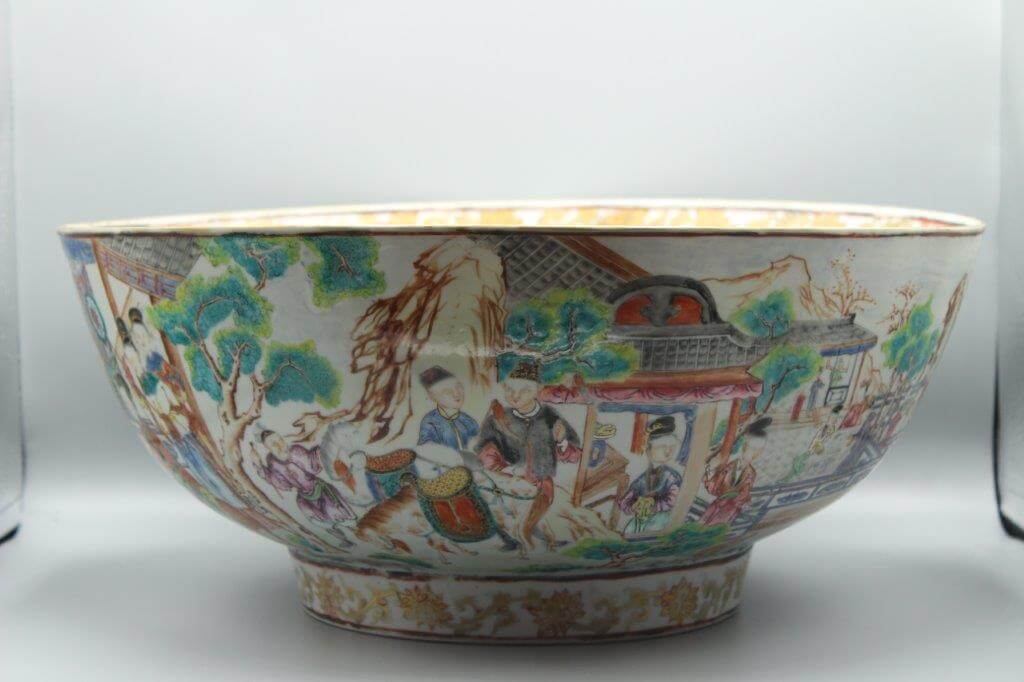 An auction of important Oriental works of art 7 November.